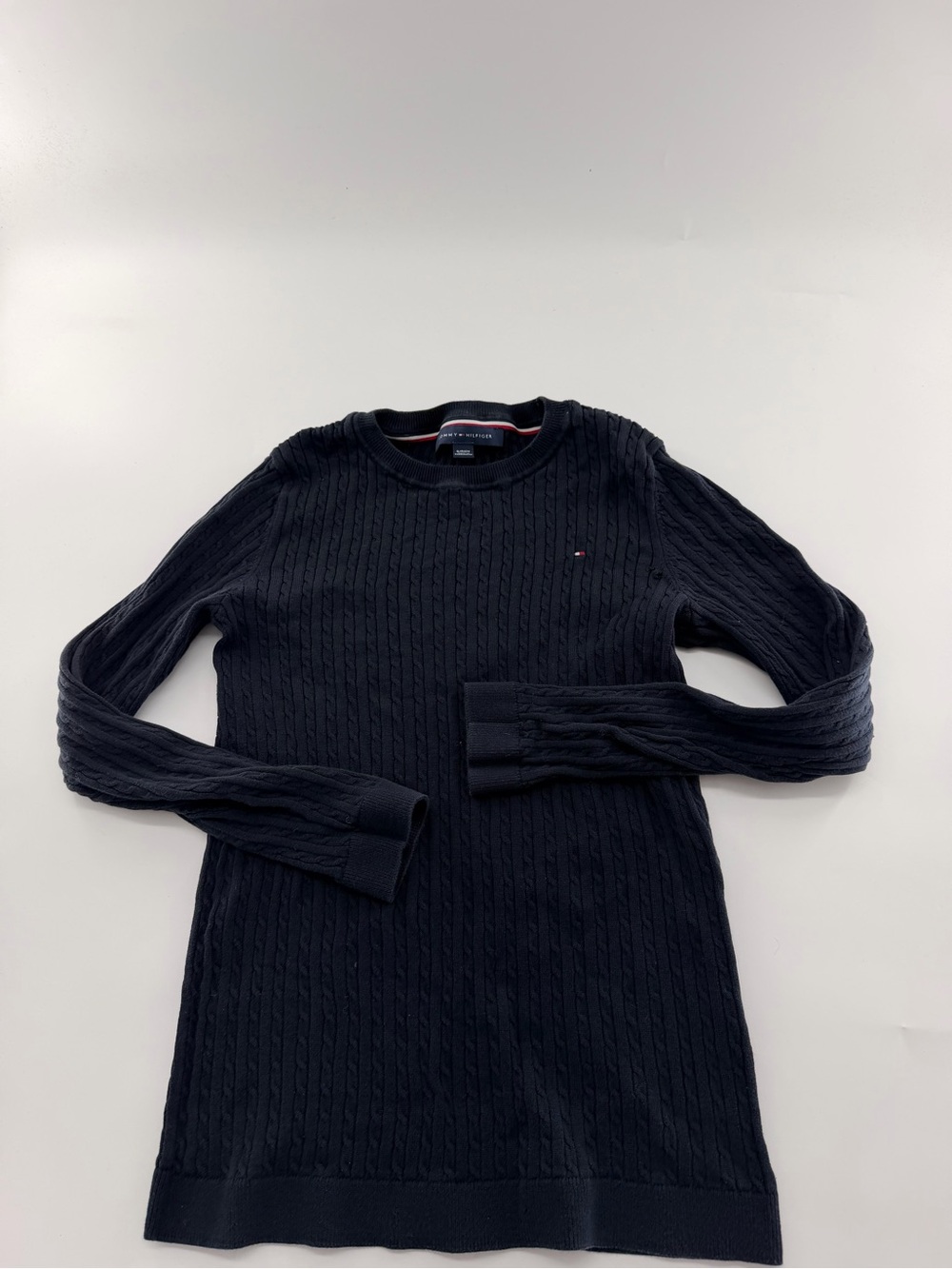 Tommy Hilfiger Women’s Navy Blue Cable Knit Sweater Crewneck Small Embroidered